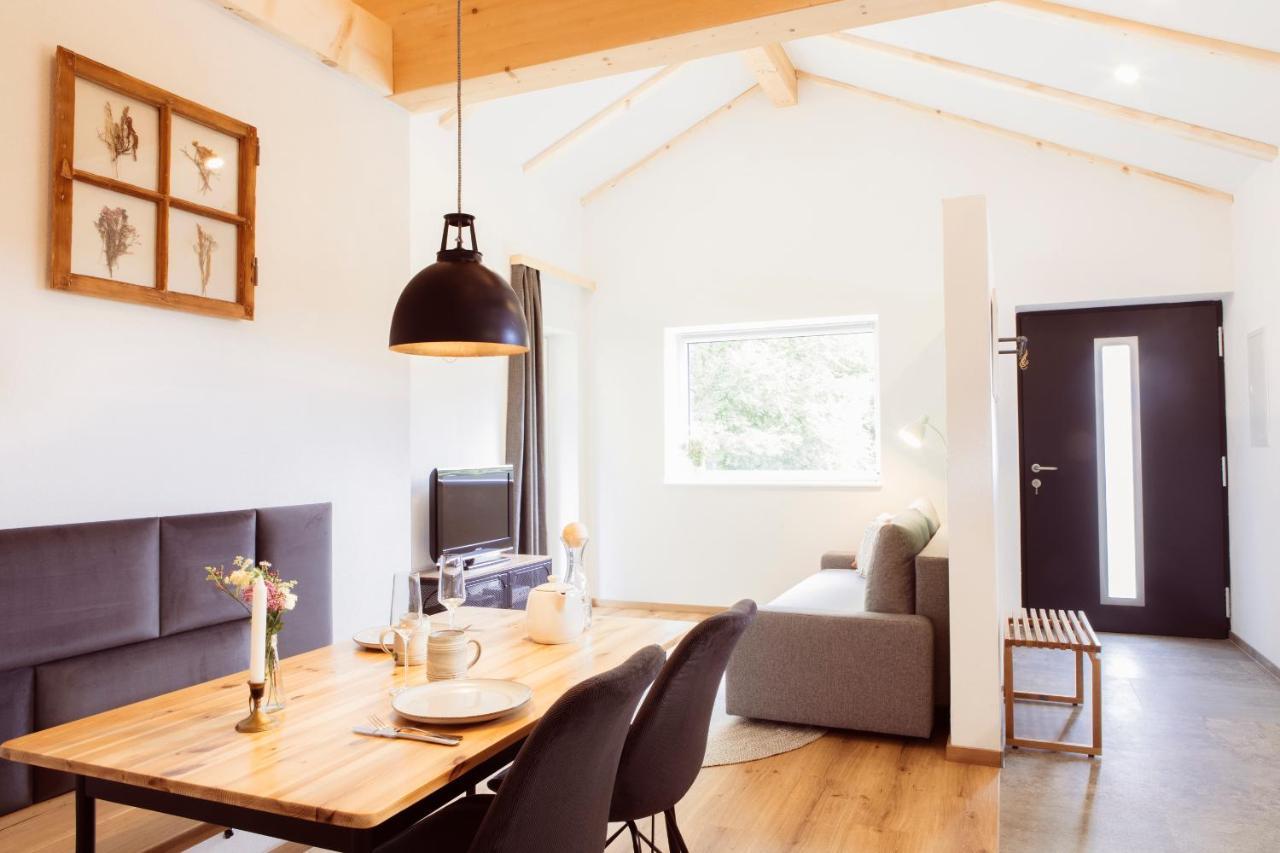 Bachbett - Modernes Gaestehaus Im Salzkammergut *